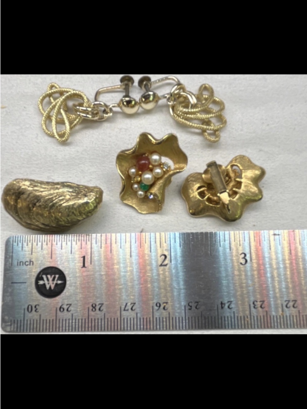 Jolle Gold-Tone pin Floral Cluster Clip-On Earrings with Multicolor Beads